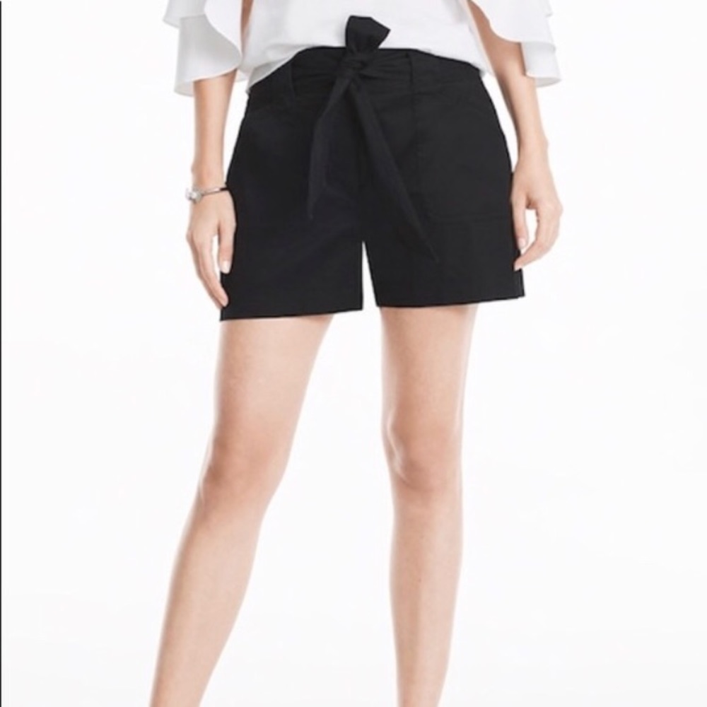 Woman’s cabana black shorts with belt